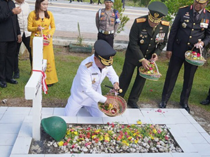 Gubernur Pimpin Upacara dan Ziarah TMP, Rangkaian Peringati Hari Jadi ke-69 Kalteng
