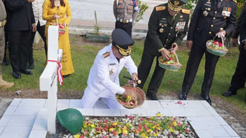 Gubernur Pimpin Upacara dan Ziarah TMP, Rangkaian Peringati Hari Jadi ke-69 Kalteng
