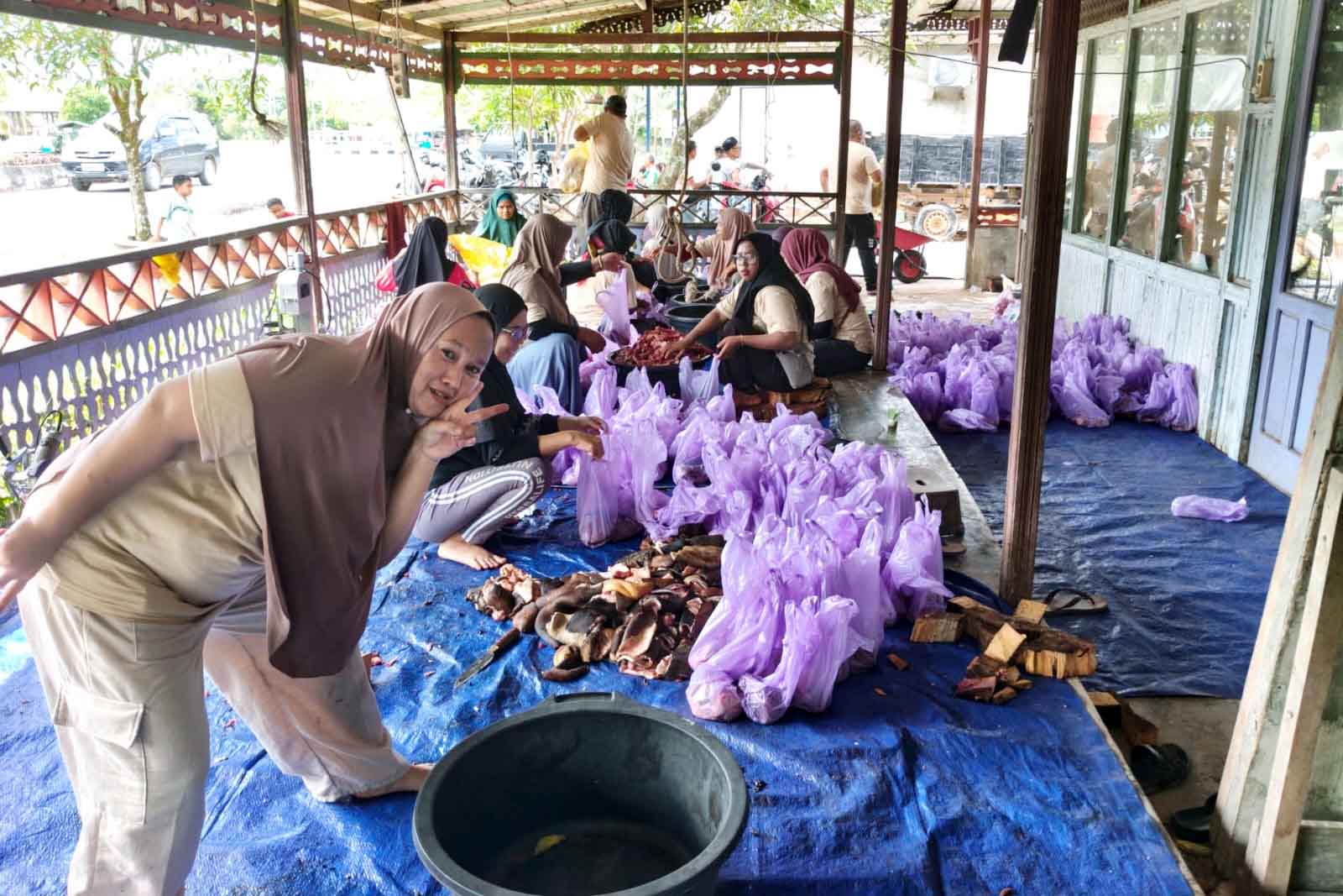 TPA Al Rahmah Sembelih Empat Ekor Hewan Kurban, Hasil Gotong Royong Masyarakat dan Dermawan