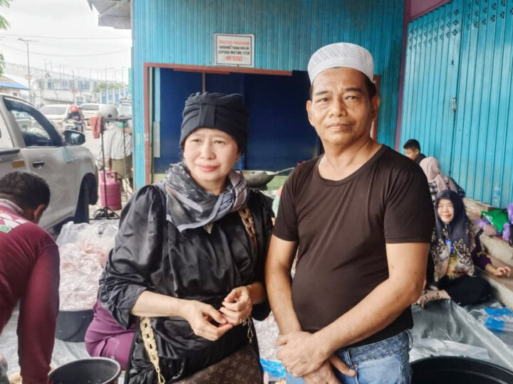 H. Tajeri Laksanakan Pemotongan dan Pembagian Hewan Kurban ke Masyarakat