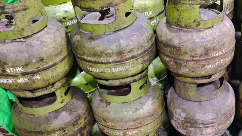 Warga Nanga Bulik Keluhkan Harga Elpiji 3 Kg Tembus Rp40 Ribu dan Sulit Didapat