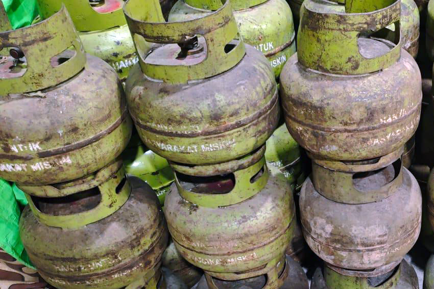 Warga Nanga Bulik Keluhkan Harga Elpiji 3 Kg Tembus Rp40 Ribu dan Sulit Didapat