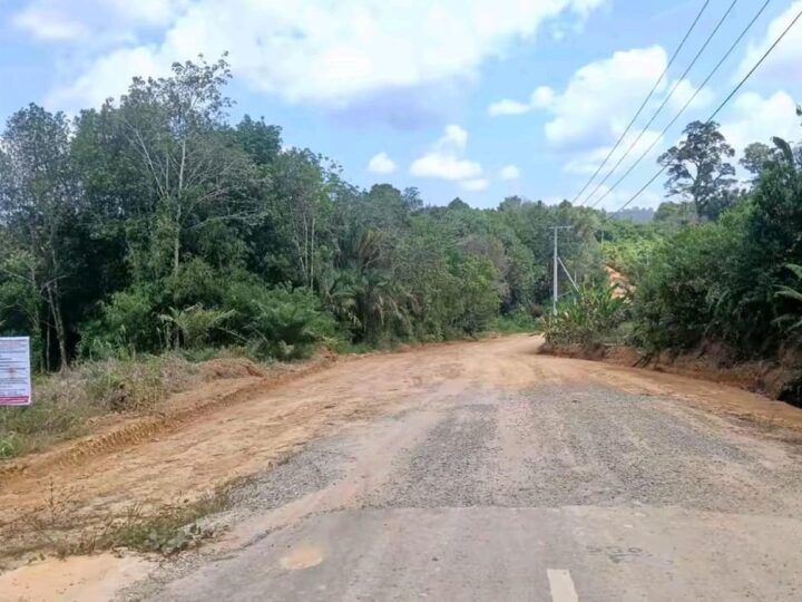 Telan Anggaran Rp6,87 Miliar, Peningkatan Jalan Ginih–Kinipan Mulai Dikerjakan
