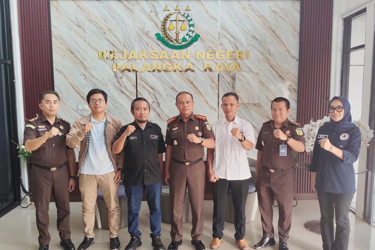 SMSI Kalteng Perkuat Kolaborasi dengan Kejari Palangka Raya melalui Program News Room Jaga Desa