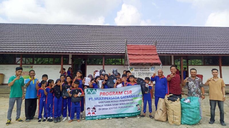 PT MPG Salurkan Bantuan Perlengkapan Sekolah Kepada Desa Sekitar Perusahaan