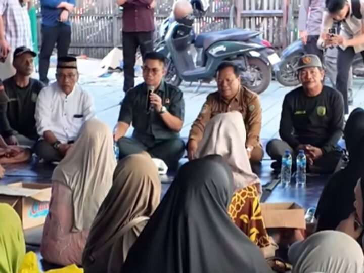 Gerak Cepat Junaidi Kunjungi Korban Kebakaran di Gang Sari Murjani Palangka Raya