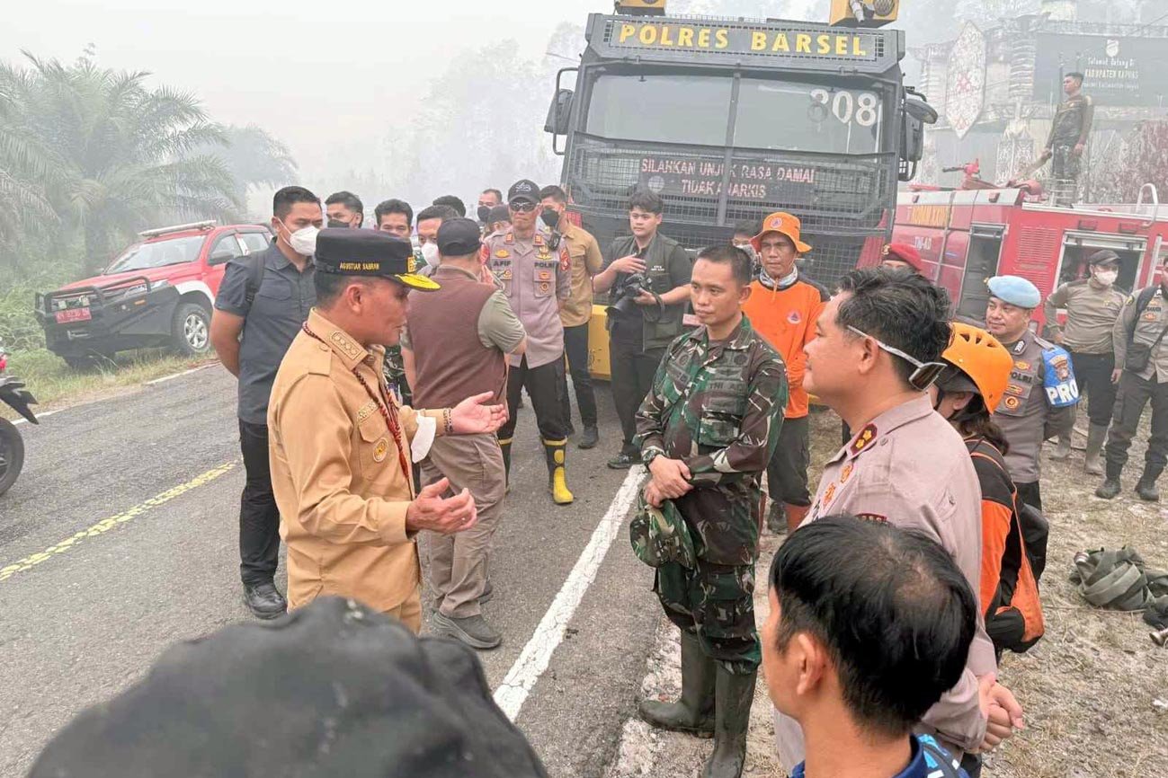 Gubernur Kalteng Turun Langsung Pantau Karhutla di Barsel