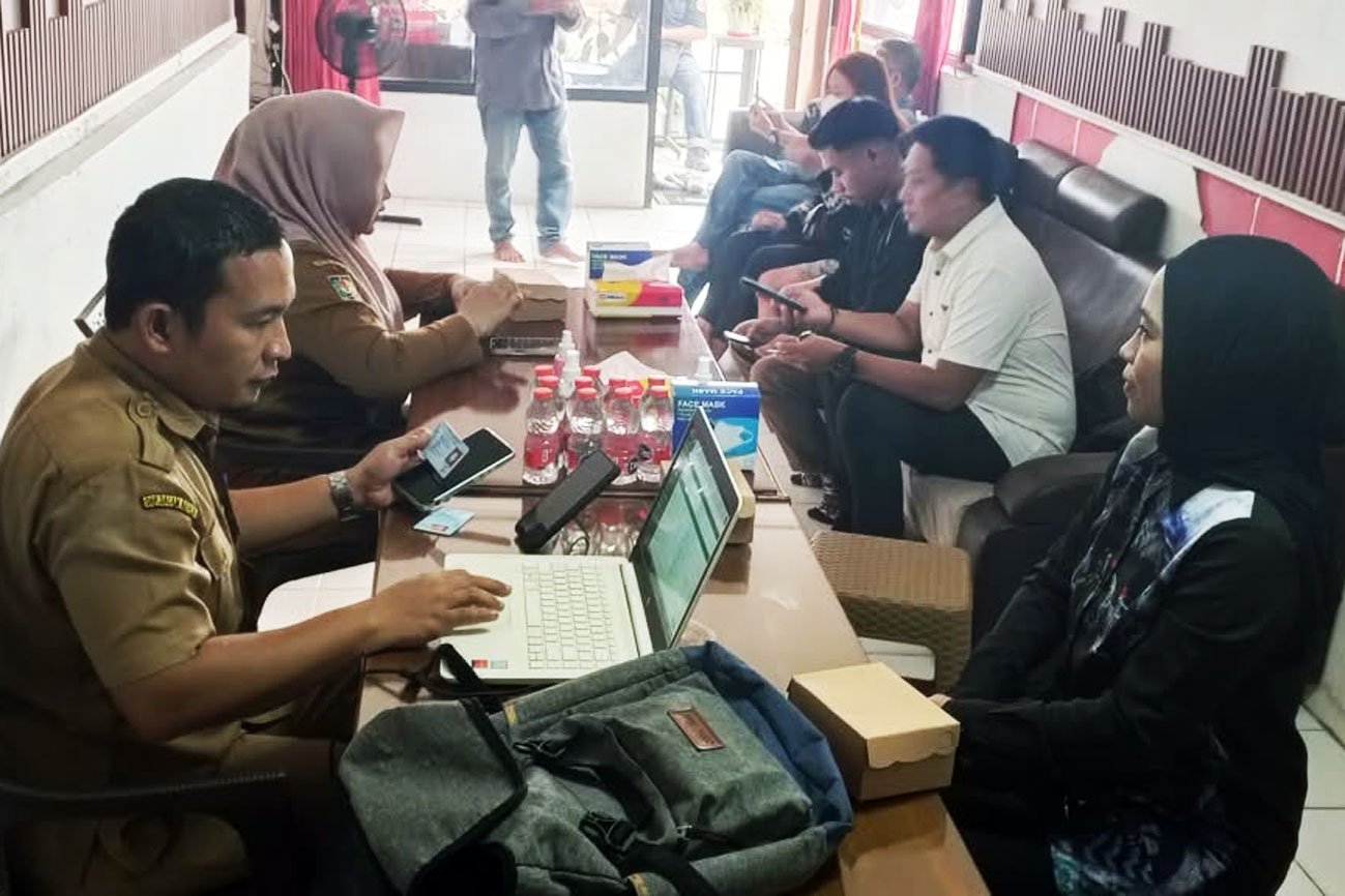 DPW IPJI Kalteng Bersinergi dengan Pemko Palangka Raya, Layani Aktivasi IKD dan Bagikan Masker Gratis