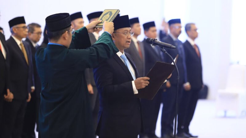 Sarjito Resmi Dilantik, OJK Pacu Persiapan Bursa Mineral Mulai 2027